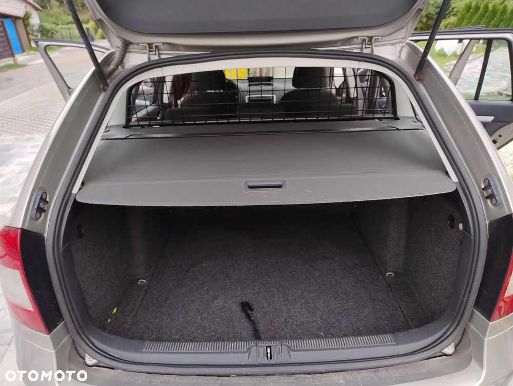 Skoda Octavia 1.4 TSI Ambition - 9