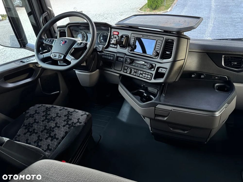 Scania S 450 / ACC / OBRACANY FOTEL / FULL LED / RETARDER / DUŻA NAVI / VIRTUAL KOKPIT / Z NIEMIEC - 31