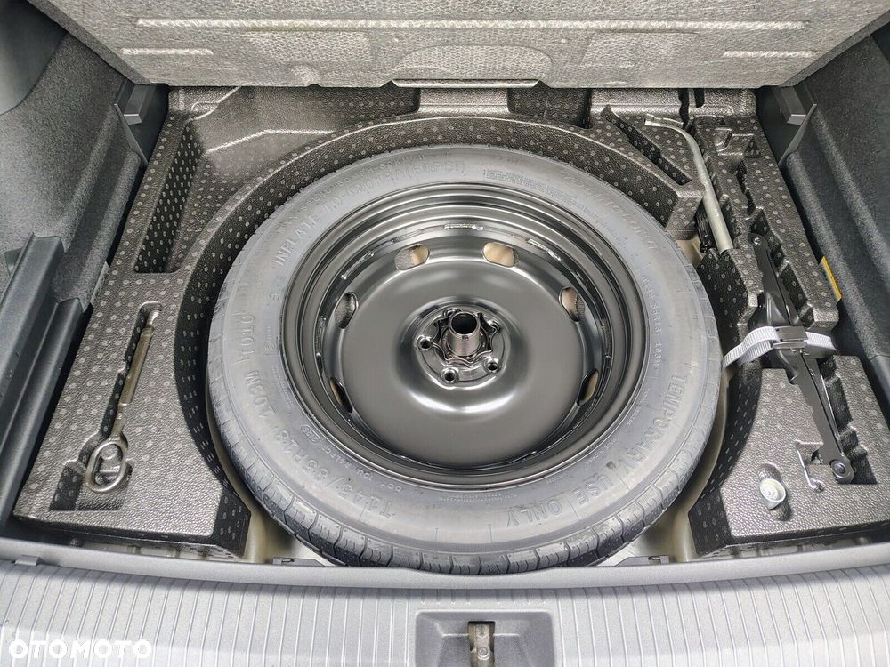 Volkswagen Tiguan - 24