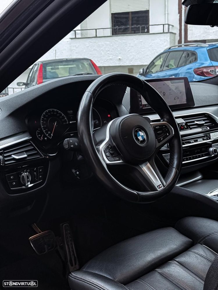 BMW 530 e iPerformance Pack M - 14