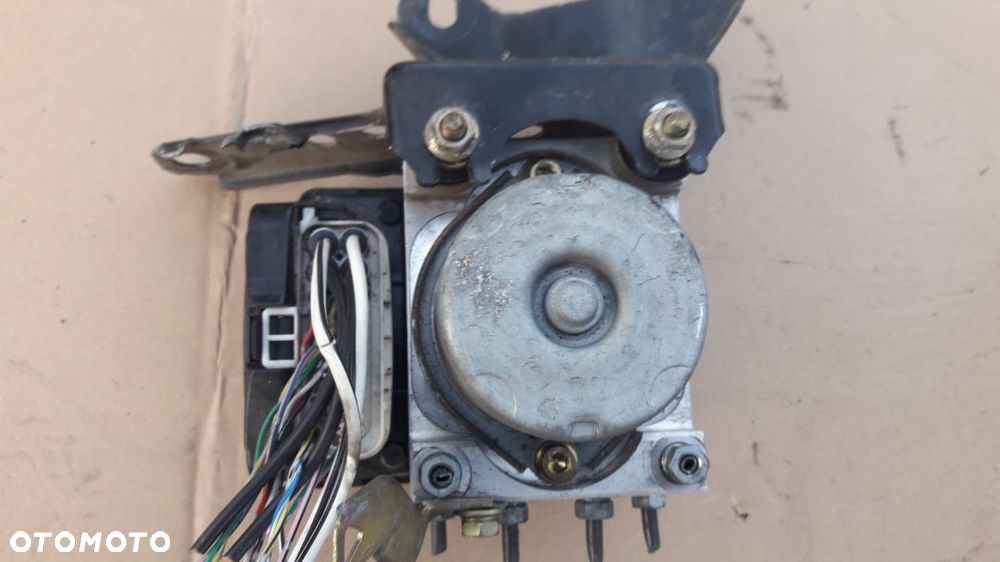 Toyota Yaris  1 I  pompa sterownik ABS 89541-52230  44510-0D011 0273004636 - 1