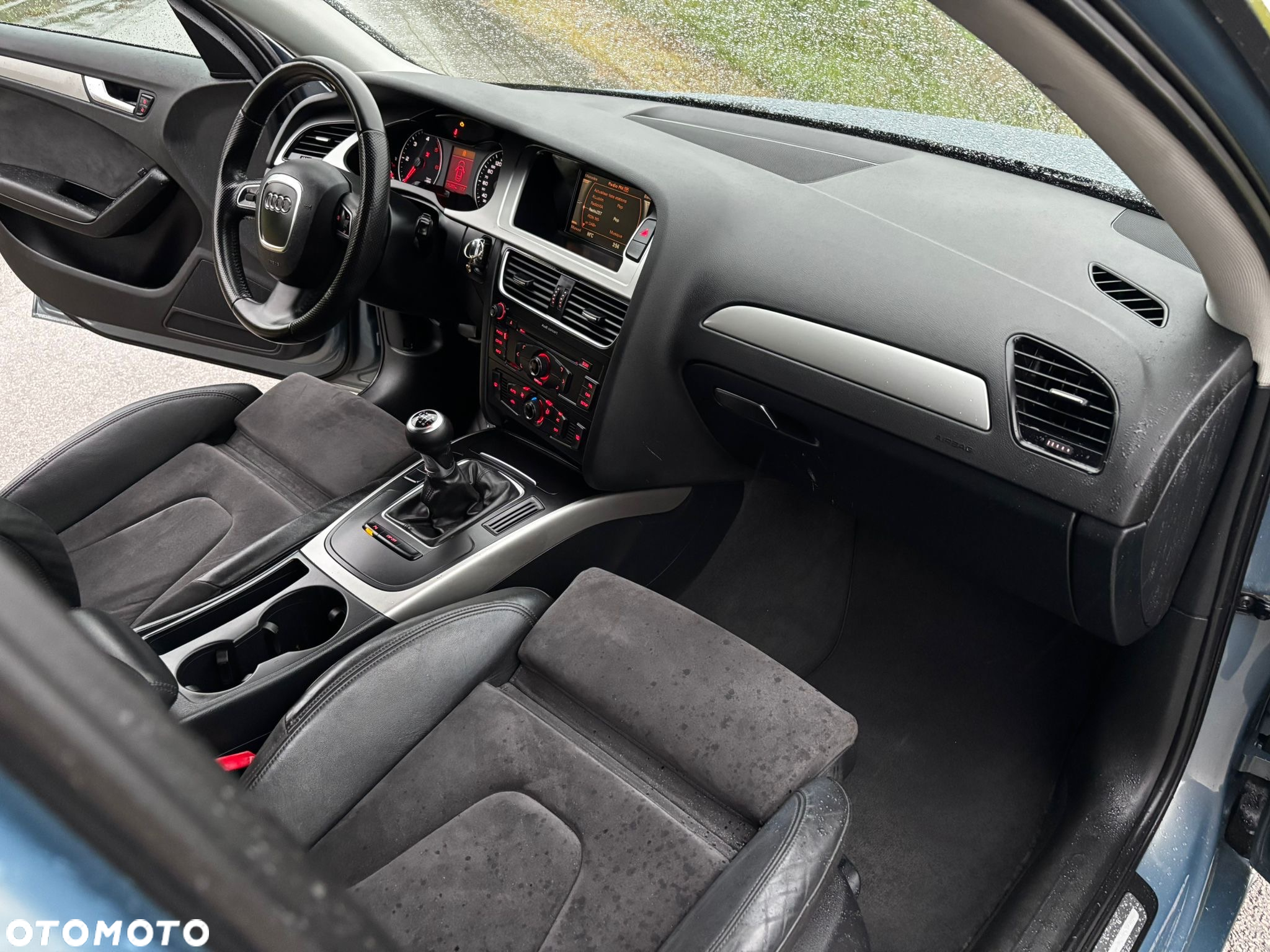 Audi A4 2.0 TDI Limited Edition - 9