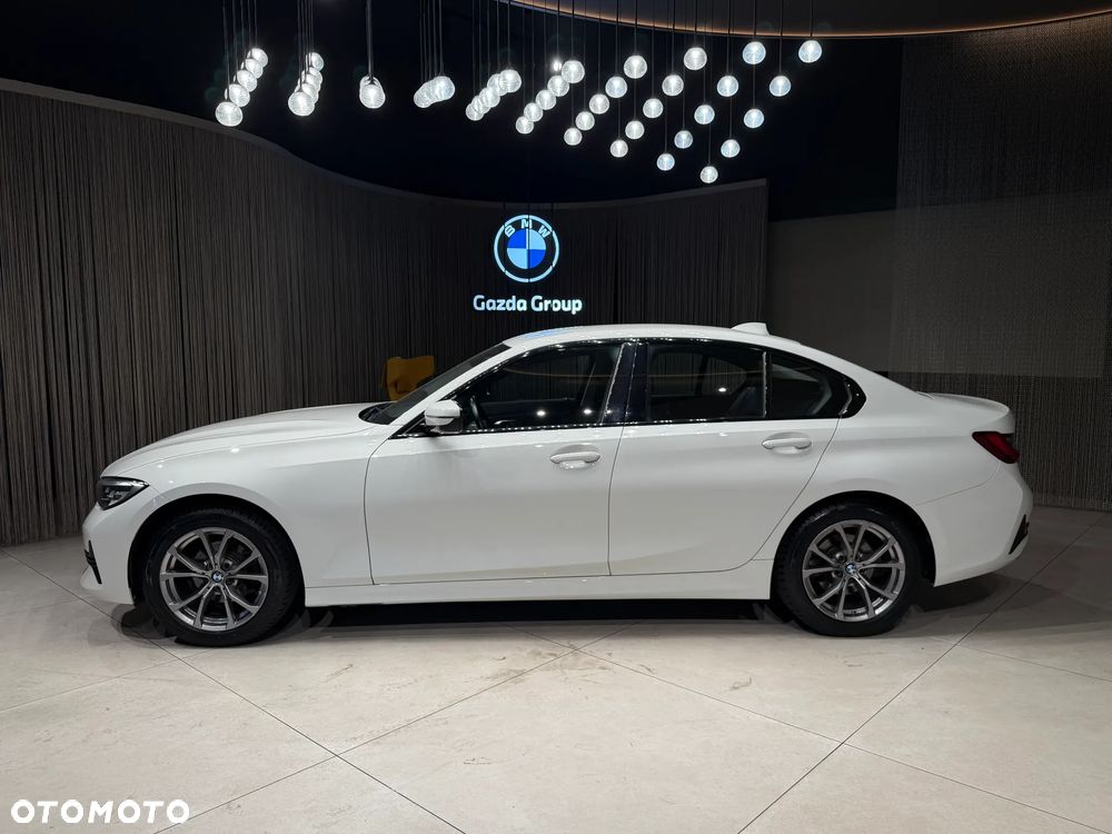 BMW Seria 3 318i Sport Line - 4