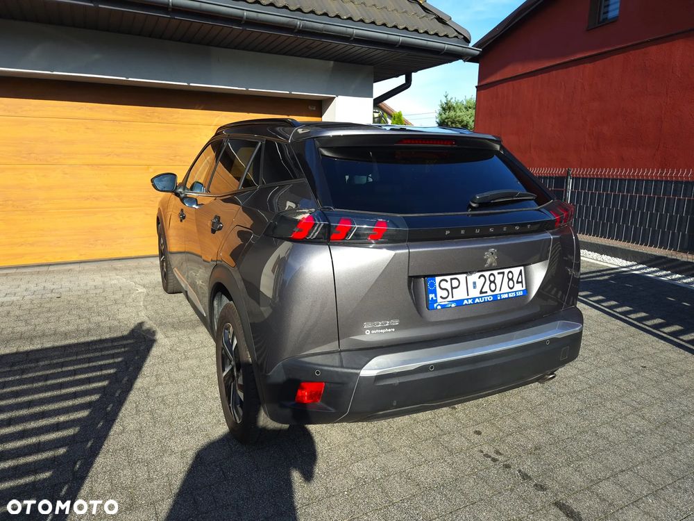 Peugeot 2008 BlueHDi 130 Allure S&S EAT8 - 17