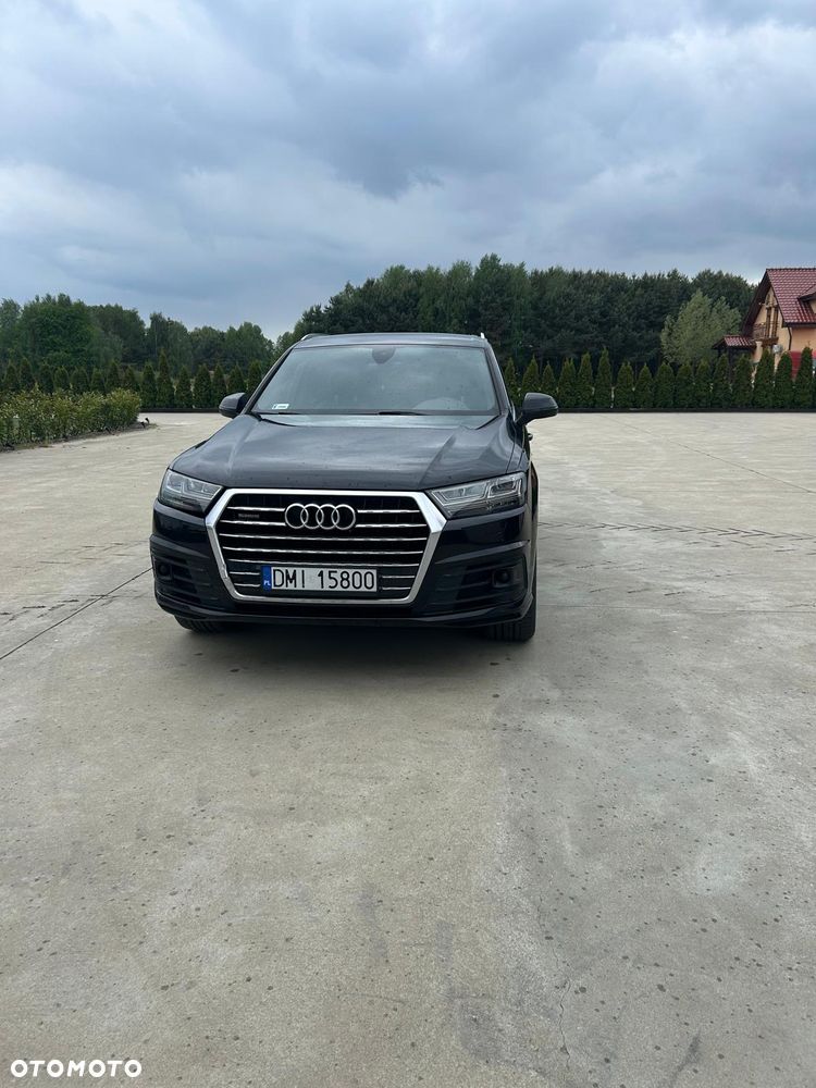 Audi Q7 - 4