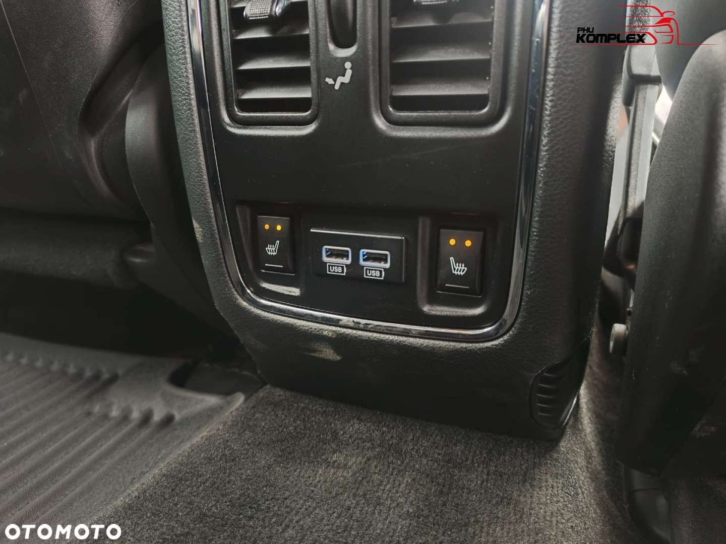 Jeep Grand Cherokee - 29