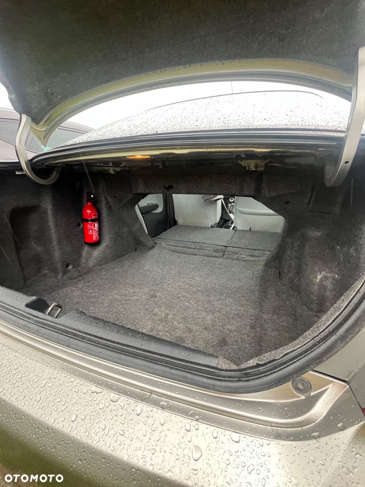 Honda City 1.4 Comfort - 10