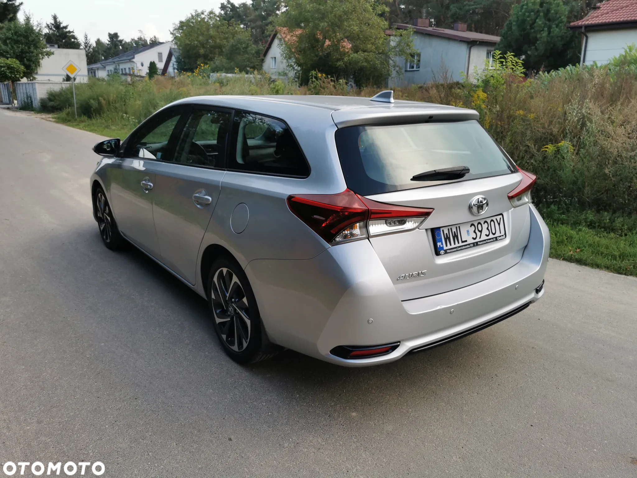 Toyota Auris - 4