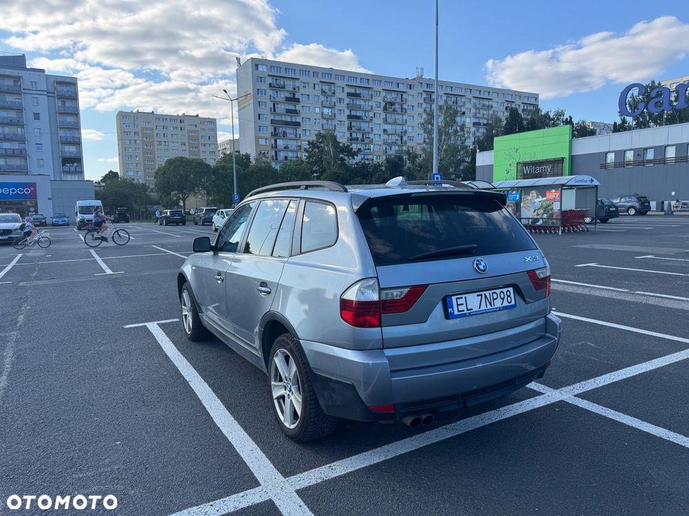 BMW X3 3.0si - 2