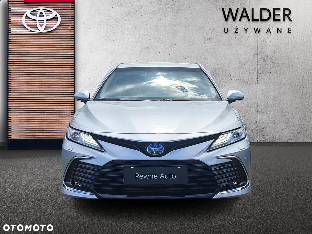 Toyota Camry 2.5 Hybrid Executive CVT - 8