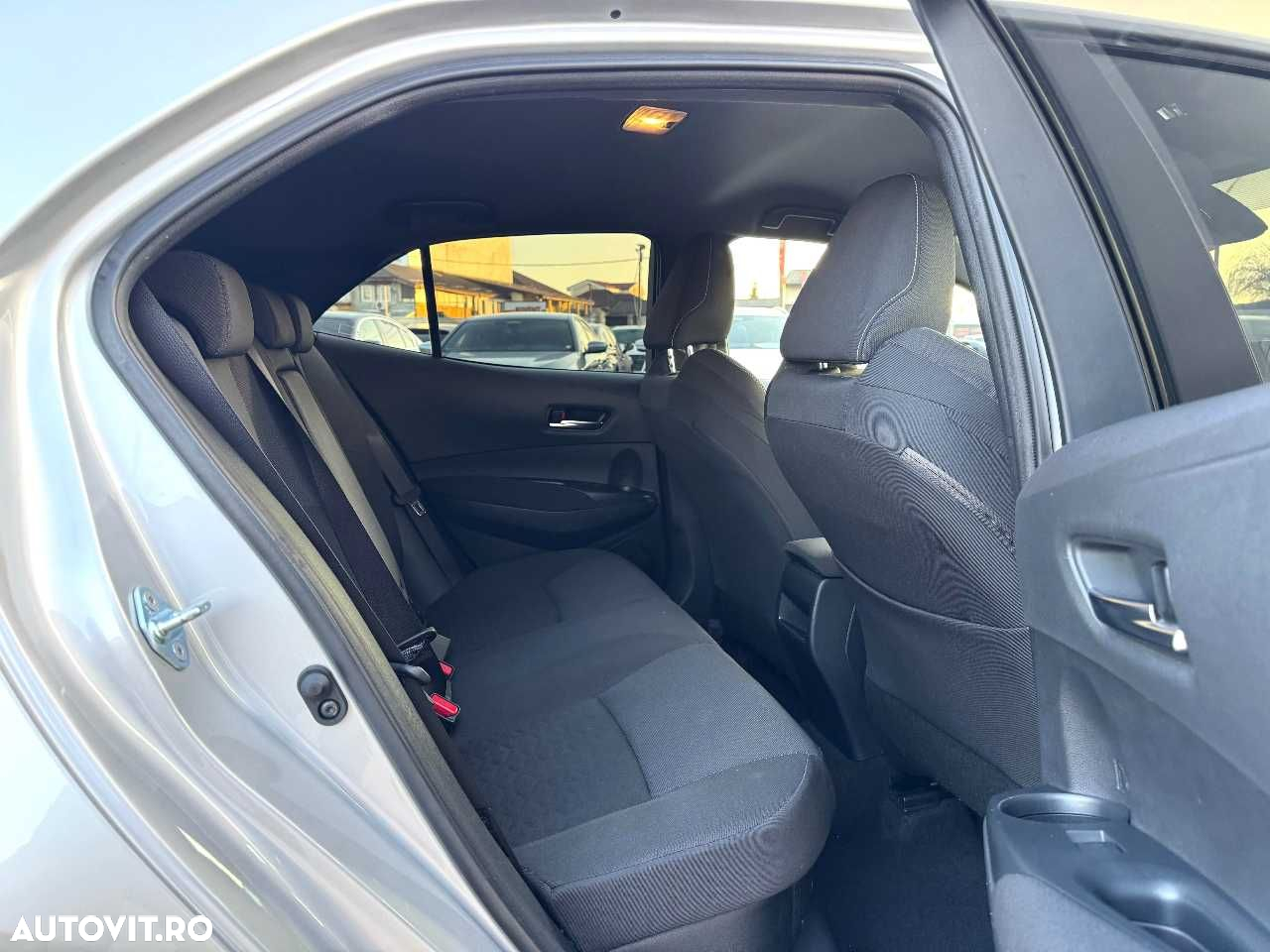 Toyota Corolla 1.8 HSD Exclusive - 17