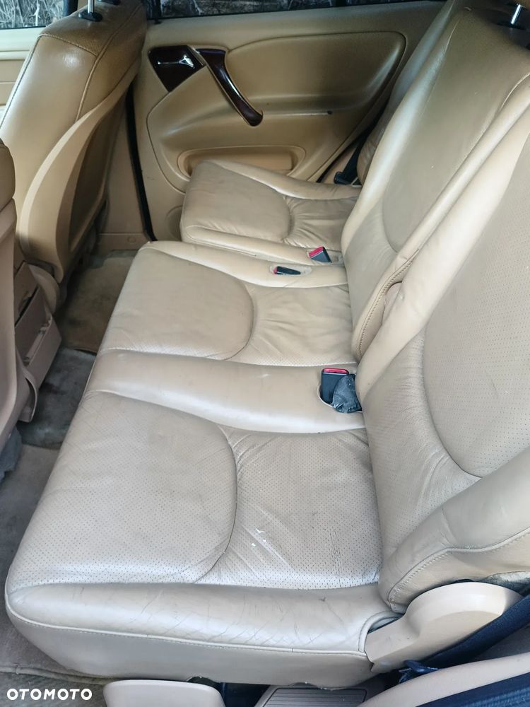 Mercedes-Benz ML - 16
