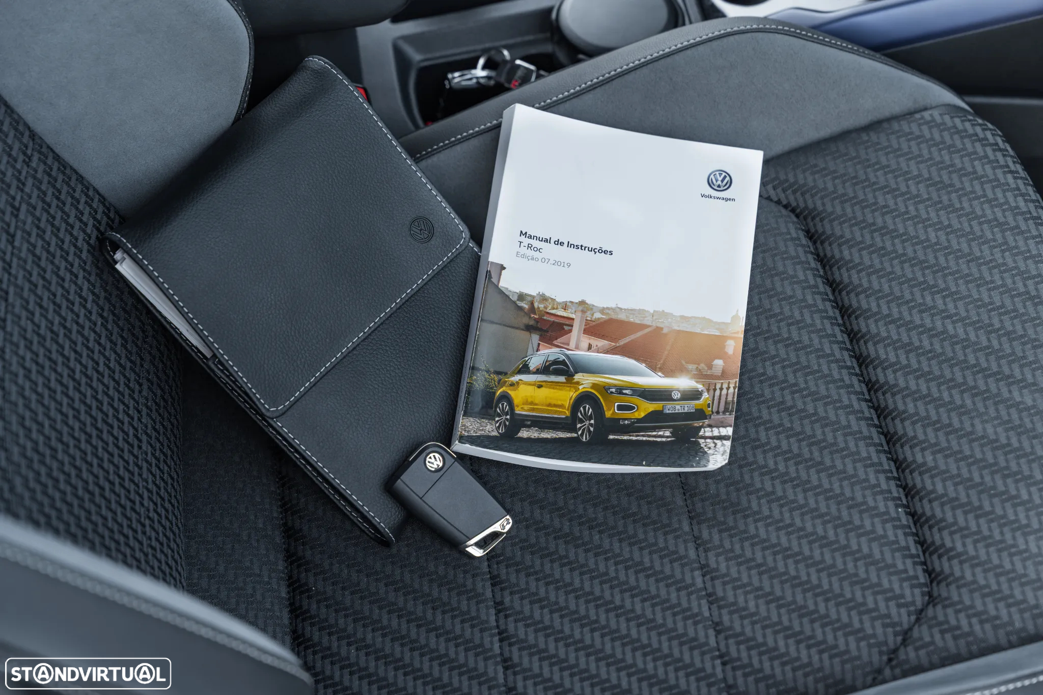 VW T-Roc 2.0 TSI 4M R DSG - 25