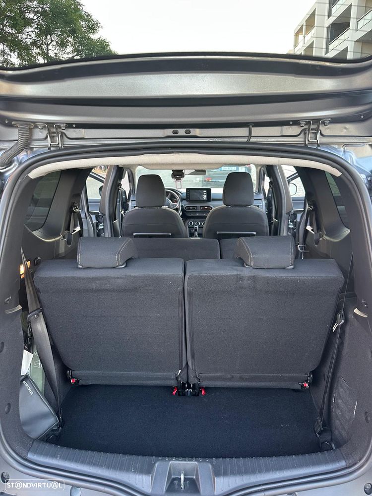 Dacia Jogger 1.6 Extreme 7L - 10