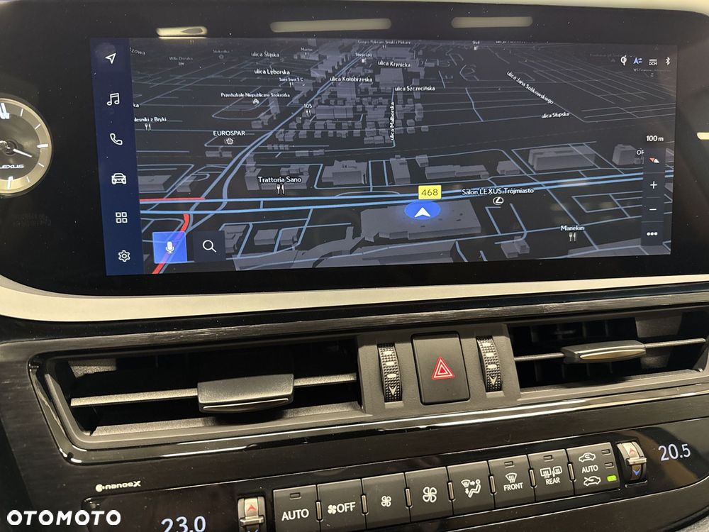 Lexus ES 300h Prestige - 22