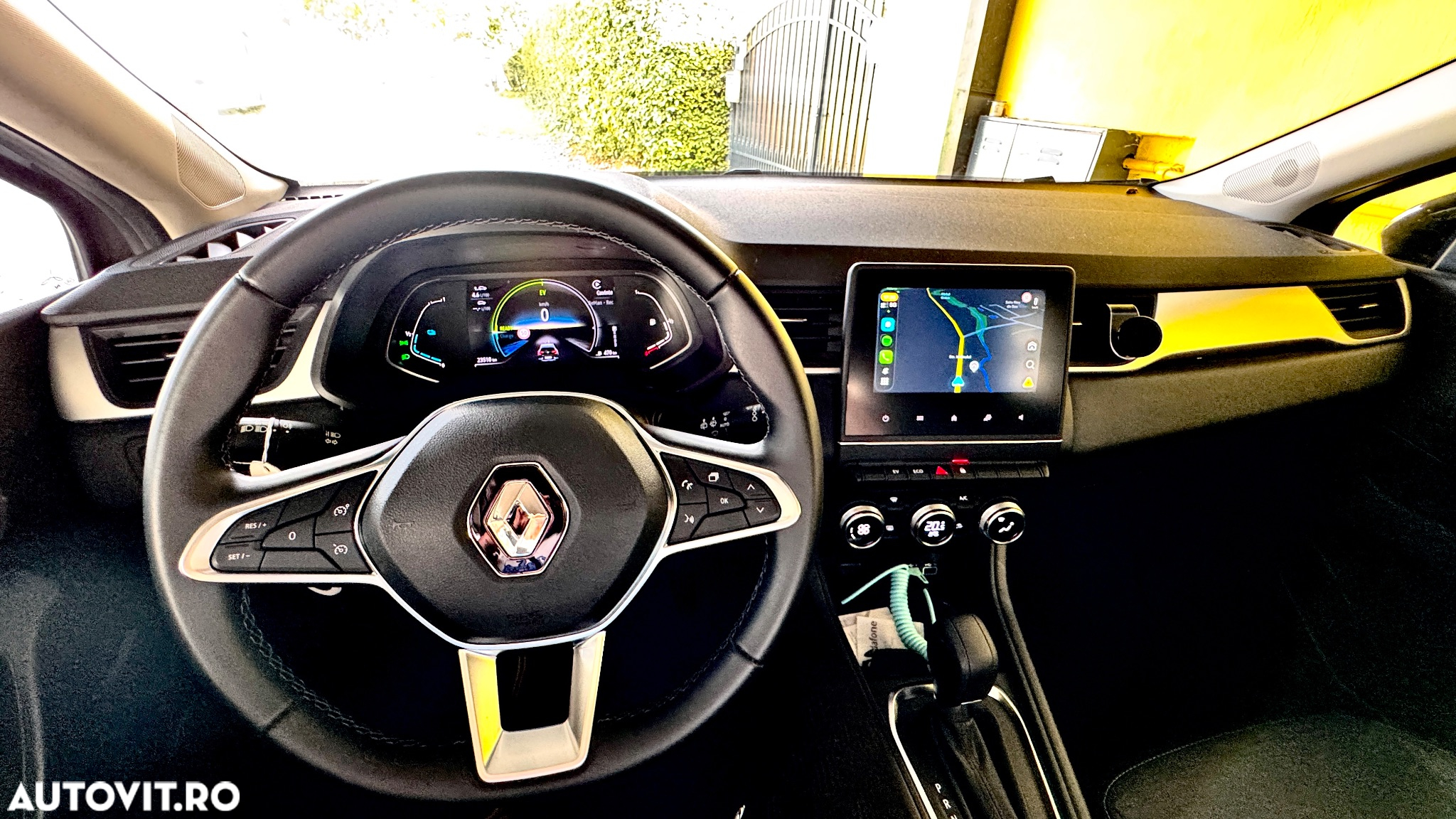 Renault Captur E-TECH Full Hybrid 145 Equilibre - 17