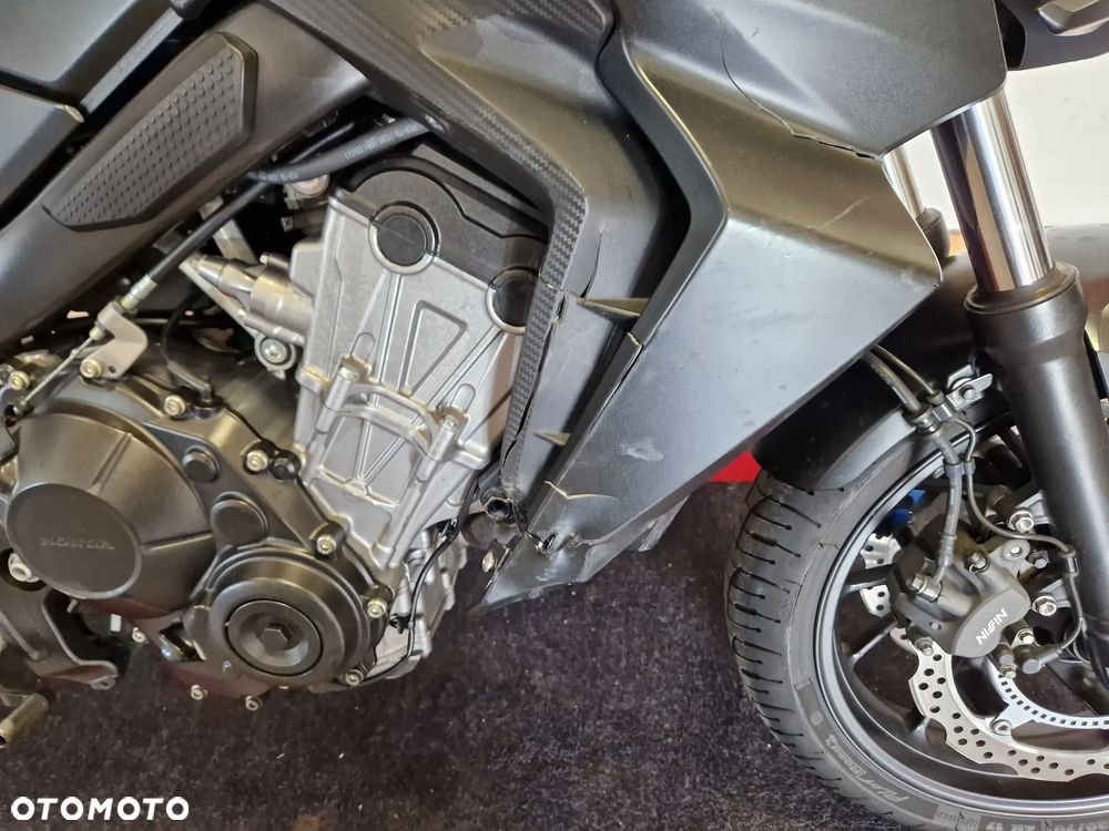 Honda CB - 33