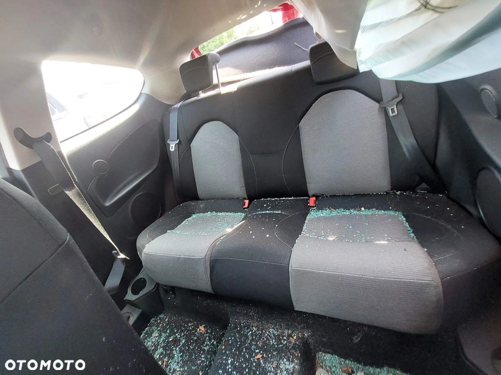 Alfa Romeo MITO 2009 r. 1,4 benzyna na części - 9