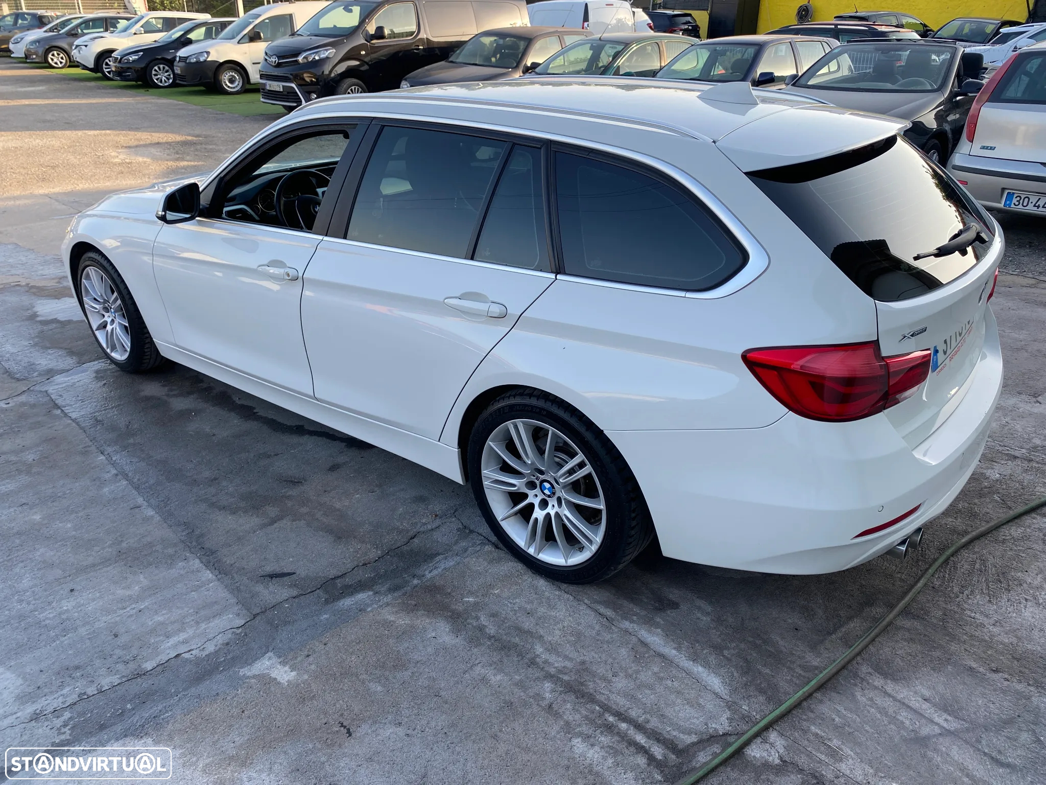 BMW 320 d Touring xDrive Pack M Auto - 8