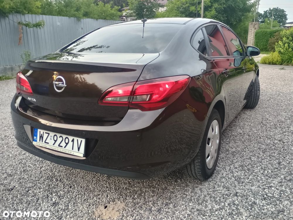 Opel Astra 1.6 EU6 - 5