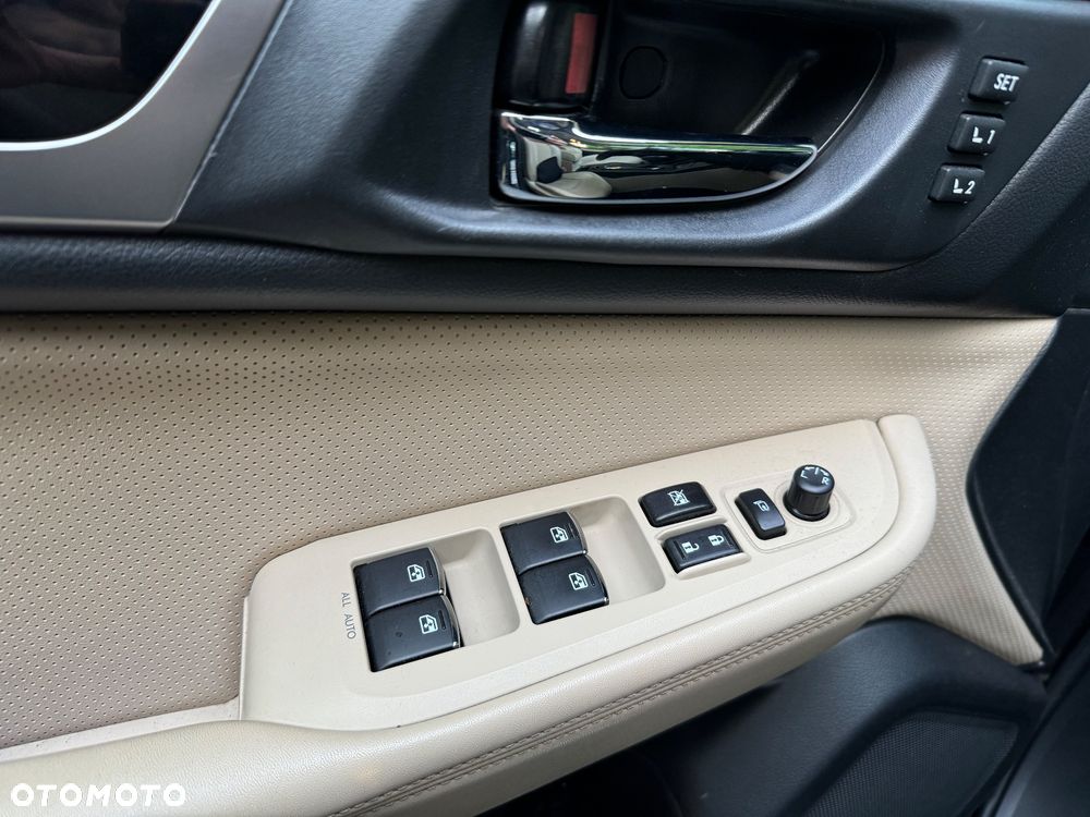 Subaru Outback 2.5i Exclusive - 19