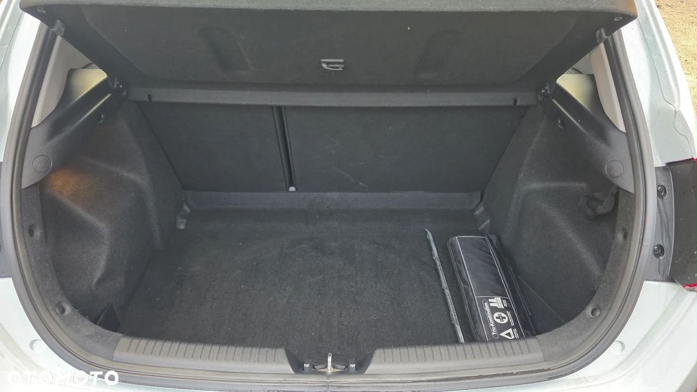 Kia Ceed 1.4 CVVT Spirit - 19