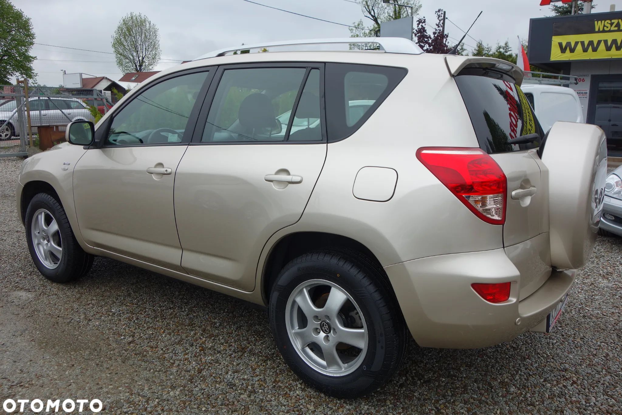 Toyota RAV4 2.2 D-4D Luna - 1
