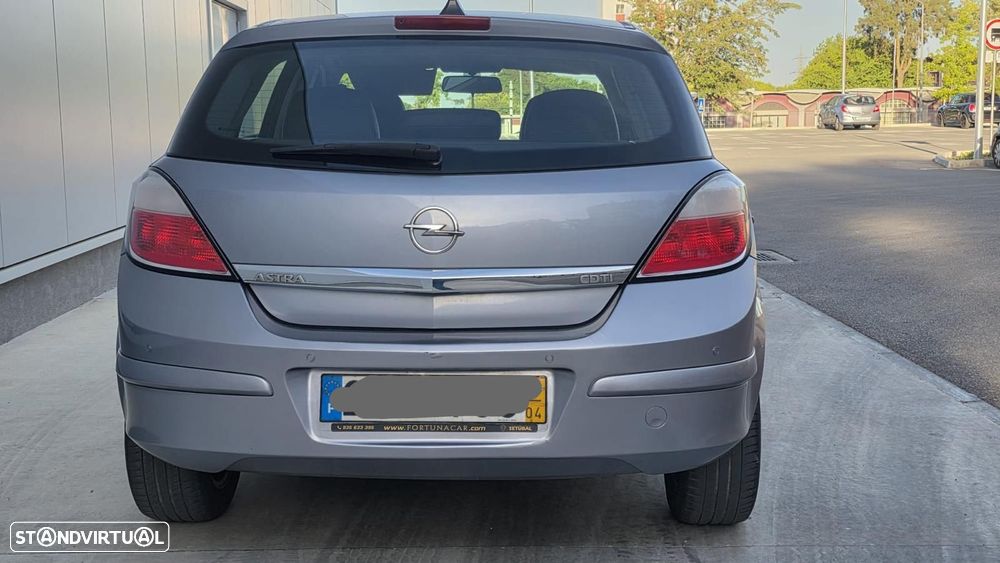 Opel Astra 1.3 CDTI Cosmo - 4