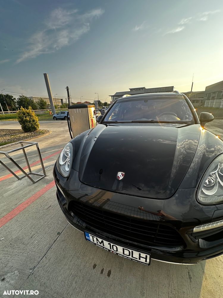 Porsche Cayenne Turbo V8 4.8L Aut. - 23