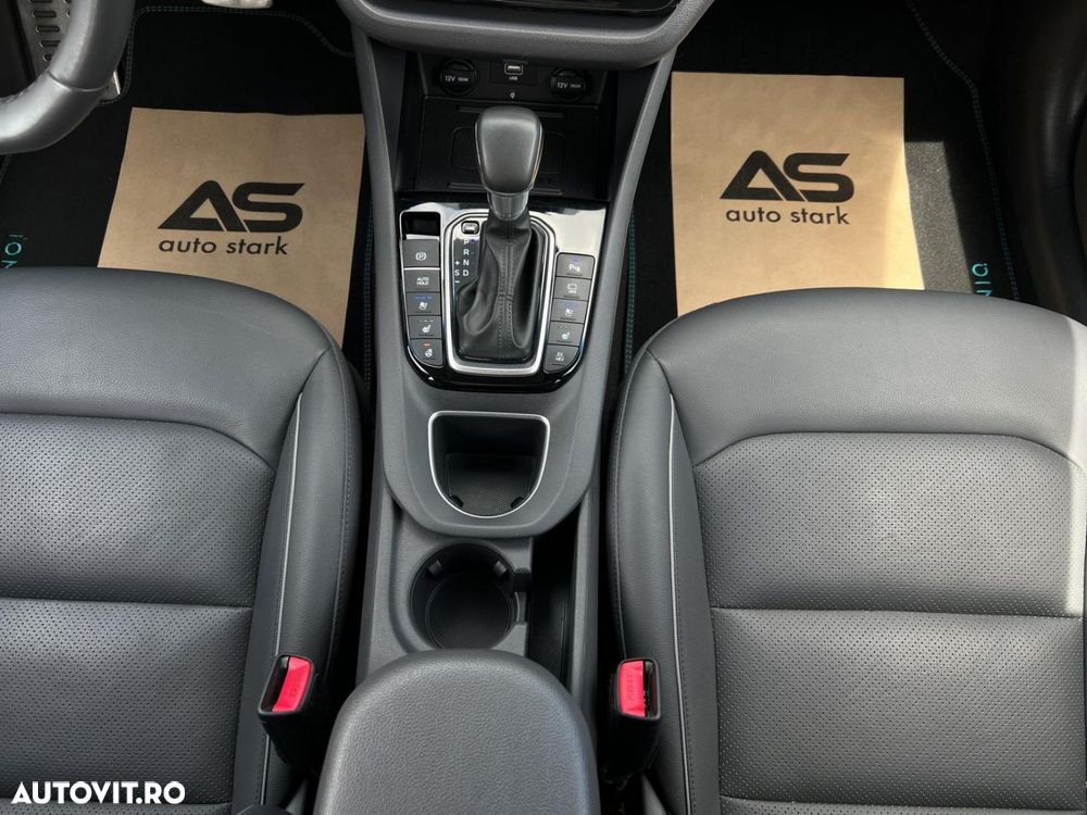 Hyundai IONIQ 1.6 141CP Exclusive - 32