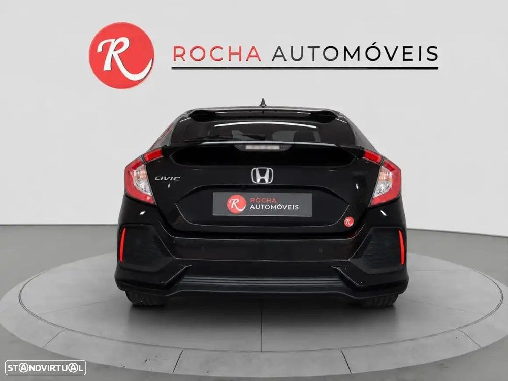 Honda Civic 1.0 i-VTEC Executive Premium CVT - 9