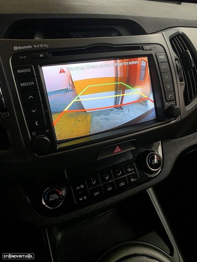Kia Sportage 1.7 CRDI ISG Nav Line - 17