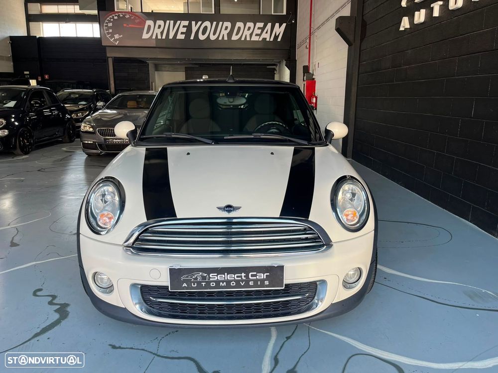 MINI 3 Portas Cooper D - 5