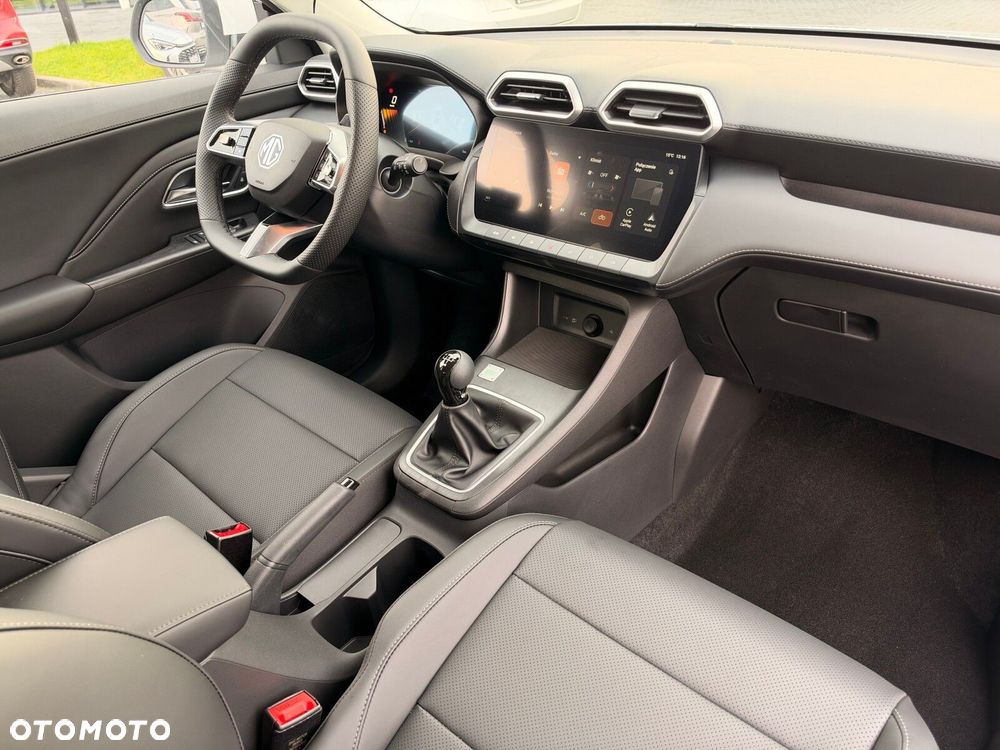 MG ZS - 28