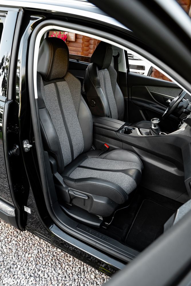 Peugeot 5008 1.2 PureTech Active S&S - 23