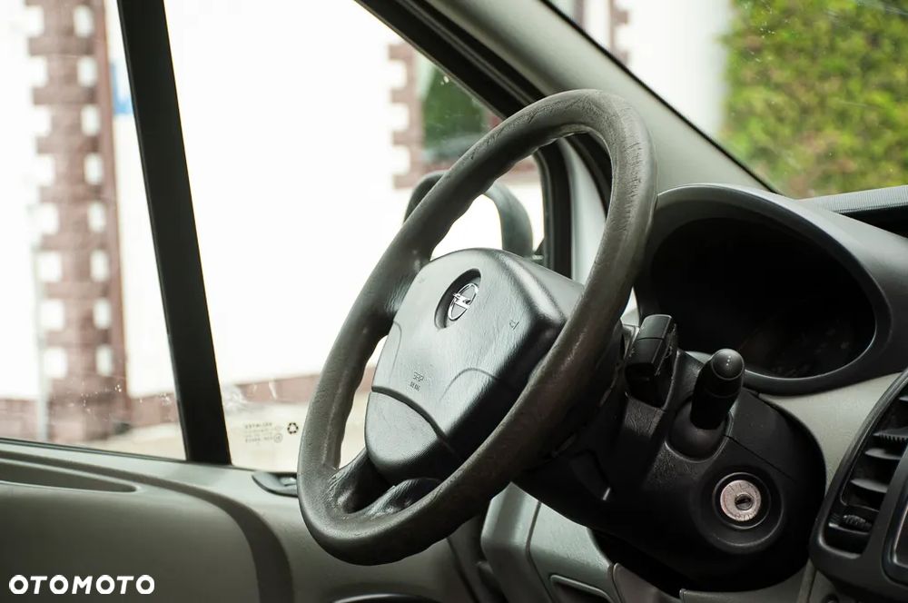 Opel VIVARO BRYGADÓWKA 6os - 32