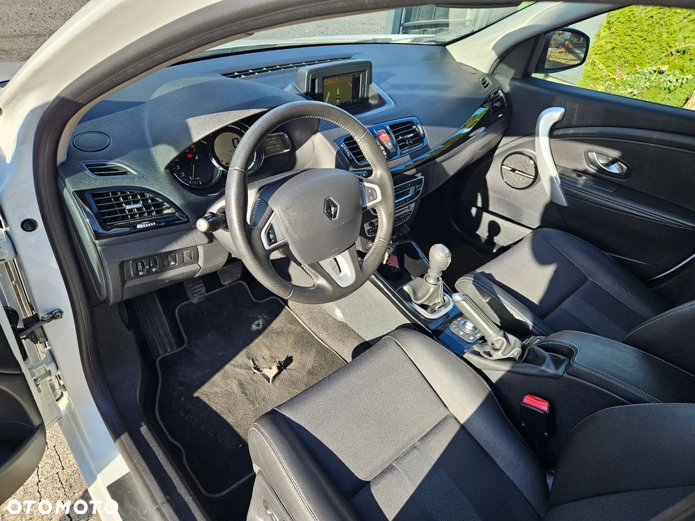 Renault Megane TCe 130 Bose Edition - 8