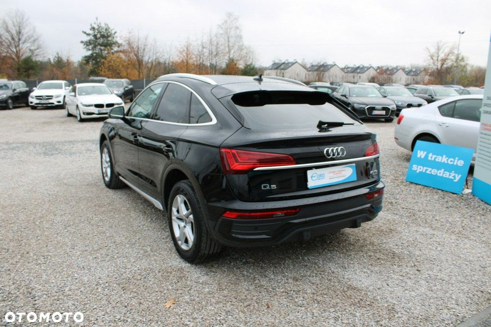 Audi Q5 Sportback - 9
