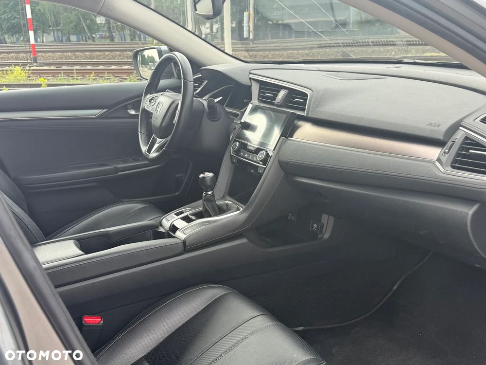 Honda Civic 1.5 T Elegance - 12