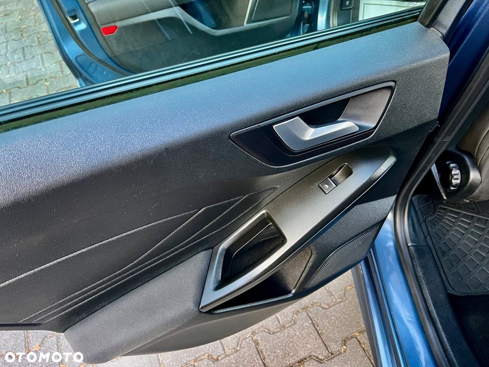 Ford Focus 1.5 EcoBlue Start-Stopp-System ST-LINE STYLE - 18