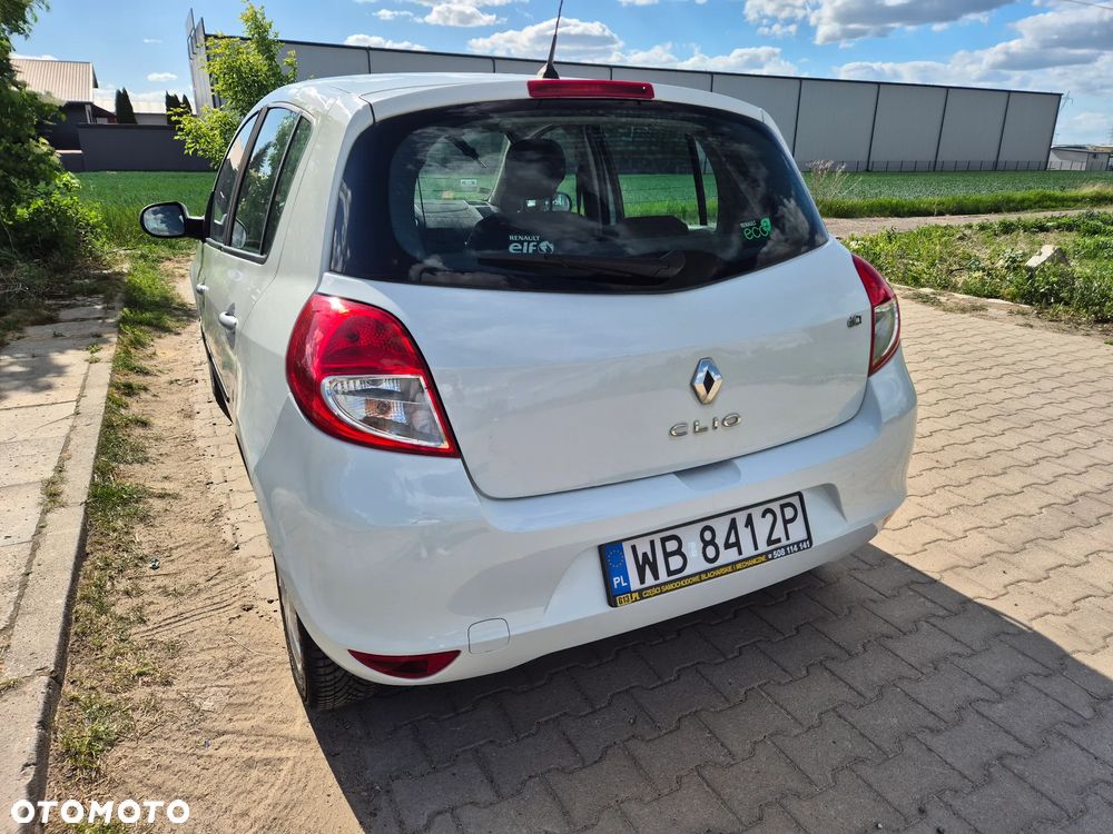 Renault Clio 1.5 dCi Authentique - 12
