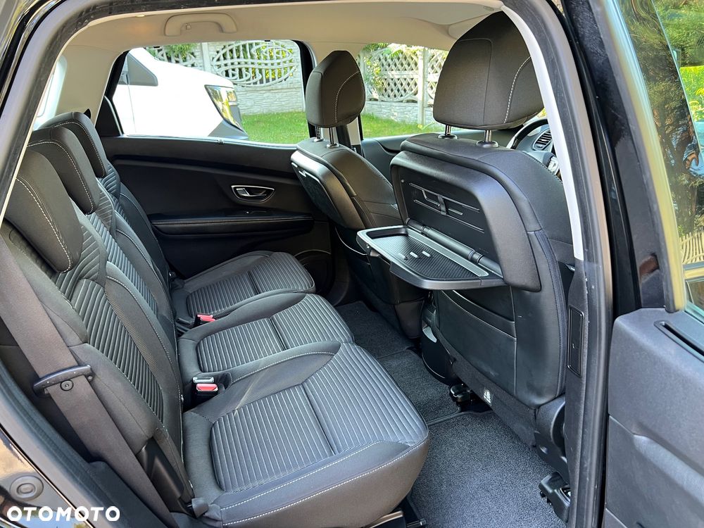 Renault Scenic TCe 140 GPF BUSINESS EDITION - 19