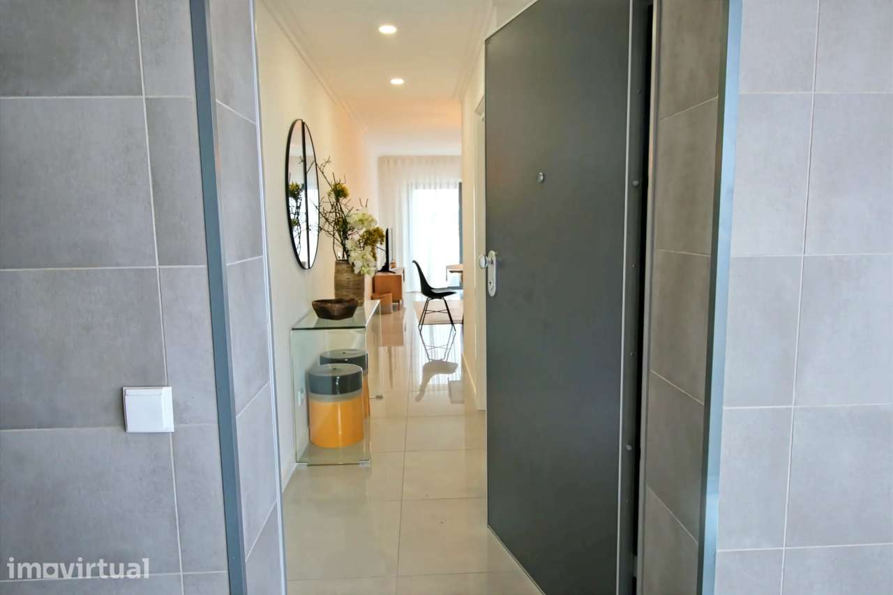 Apartamento T2 para arrendamento - Grande imagem: 2/23