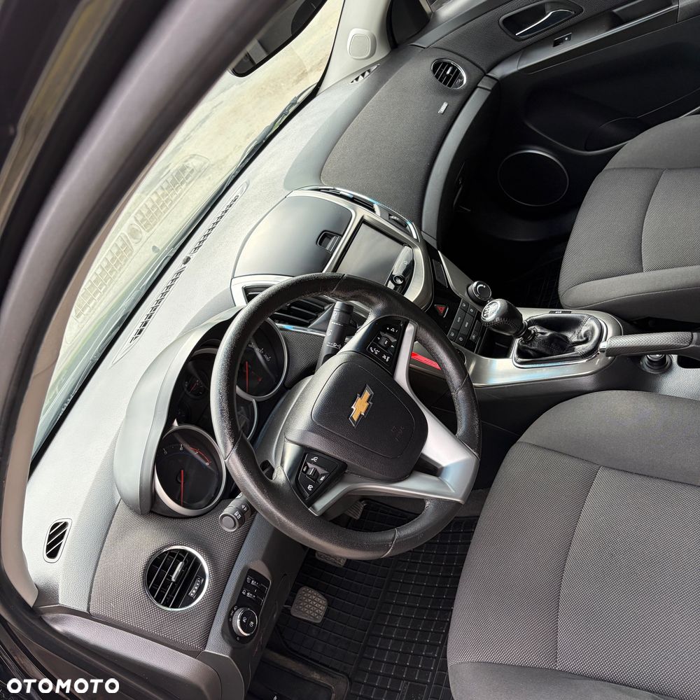 Chevrolet Cruze 1.6 LT+ - 21