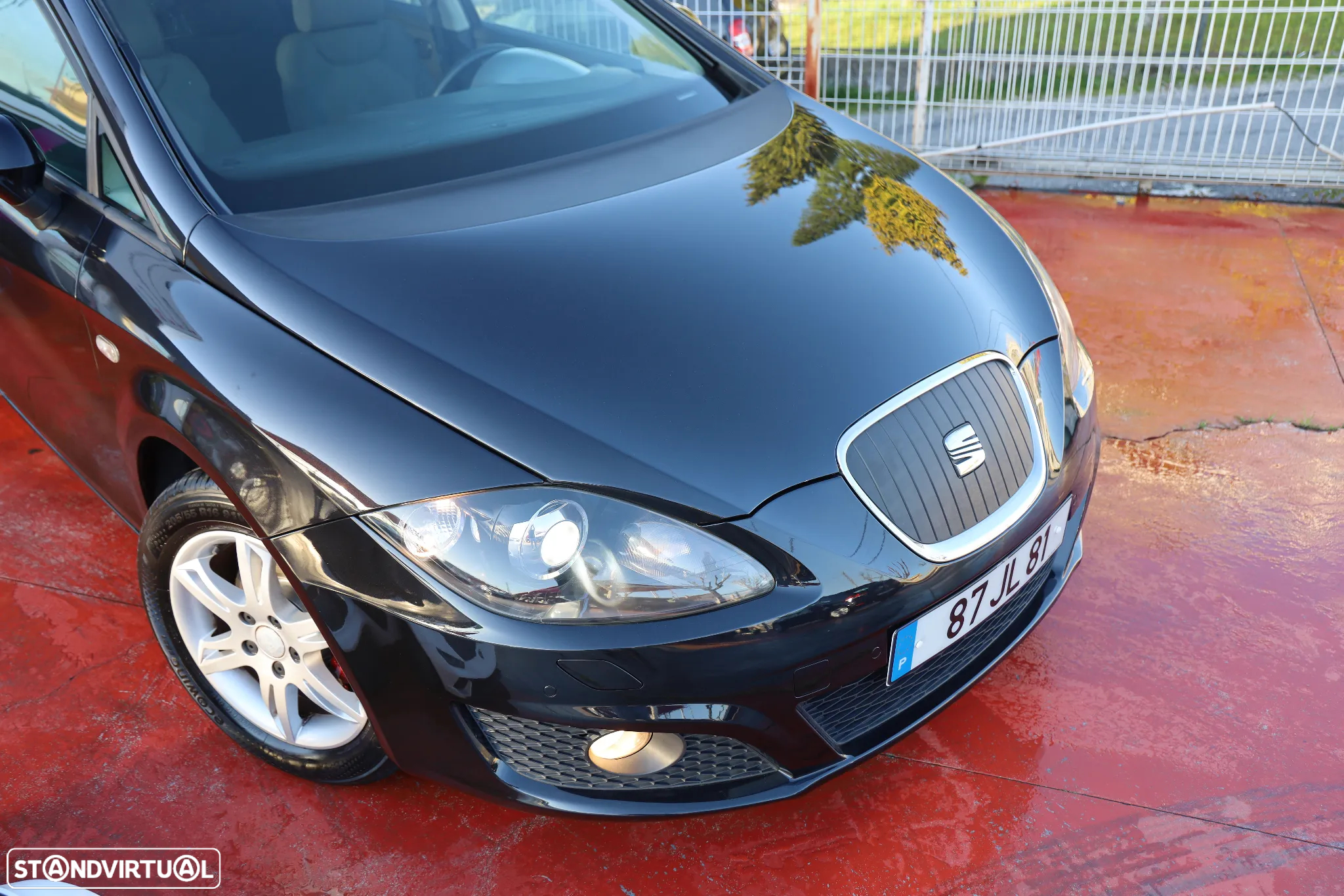 SEAT Leon 1.6 TDI Ecomotive Sport Start/Stop - 2