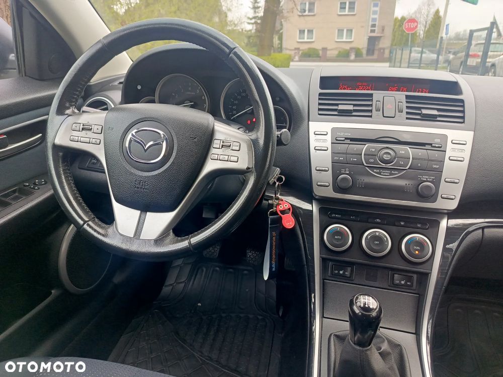 Mazda 6 Sport 1.8 Comfort - 24