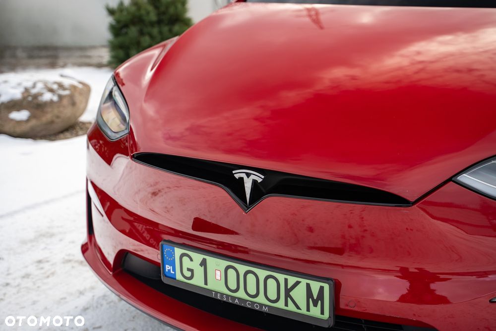 Tesla Model X - 14