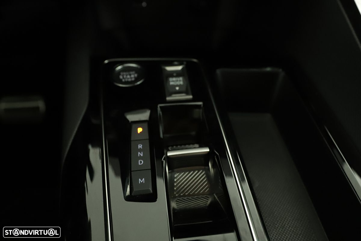 Peugeot 3008 1.2 PureTech GT EAT8 - 14