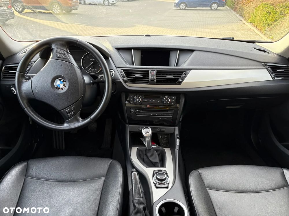 BMW X1 sDrive18d - 15