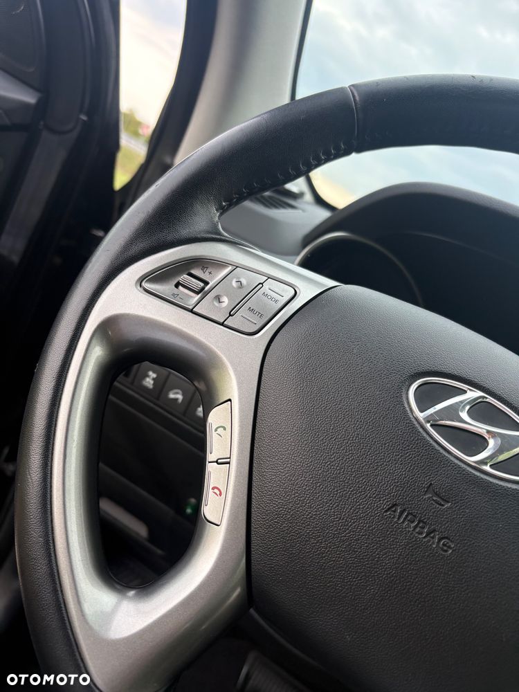 Hyundai ix35 2.0 4WD Automatik Style - 33